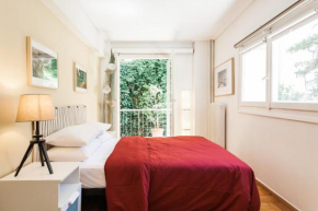 Cozy and sunny apartment, 3min walk from Acropolis